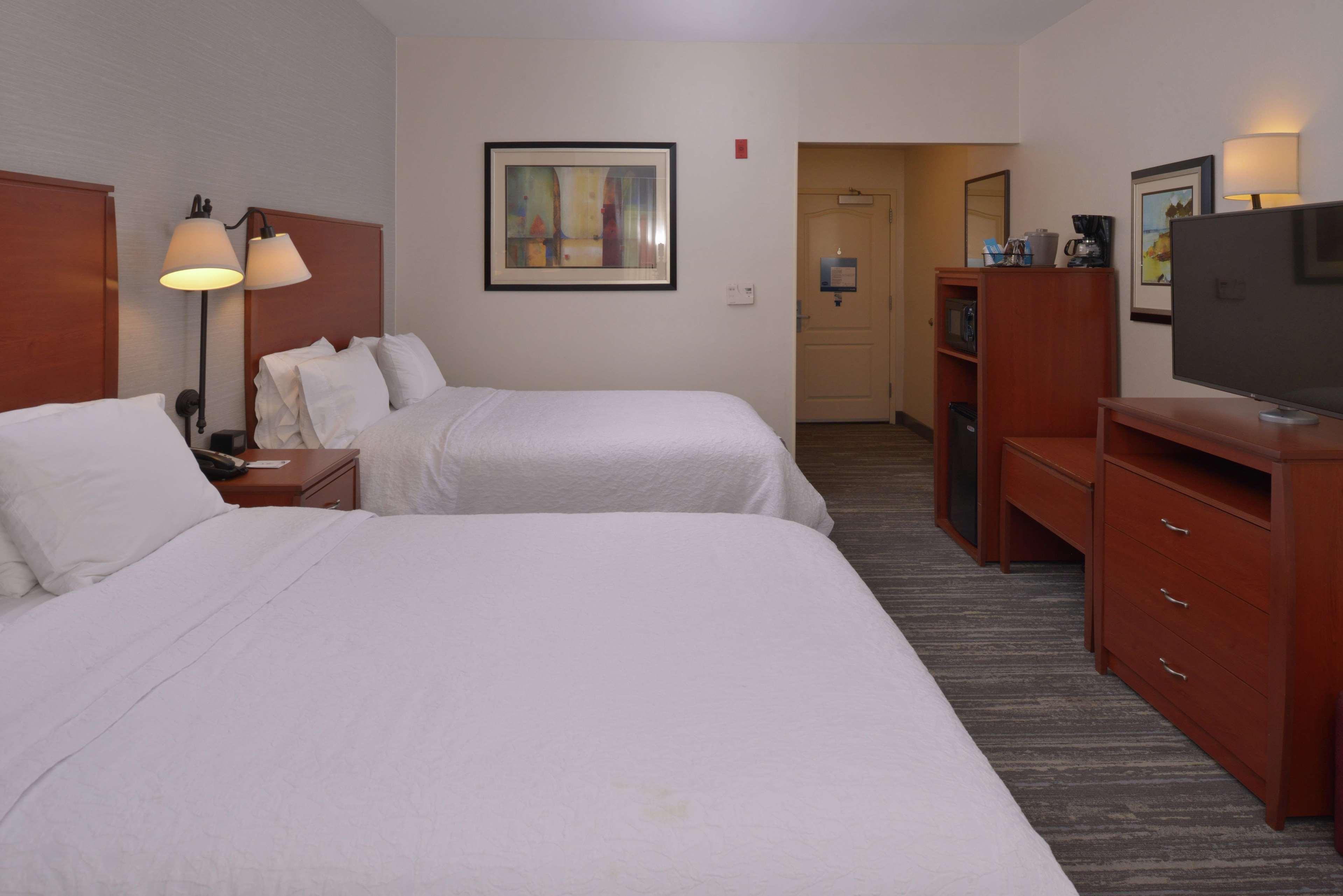 Hampton Inn And Suites Bakersfield North-Airport Экстерьер фото