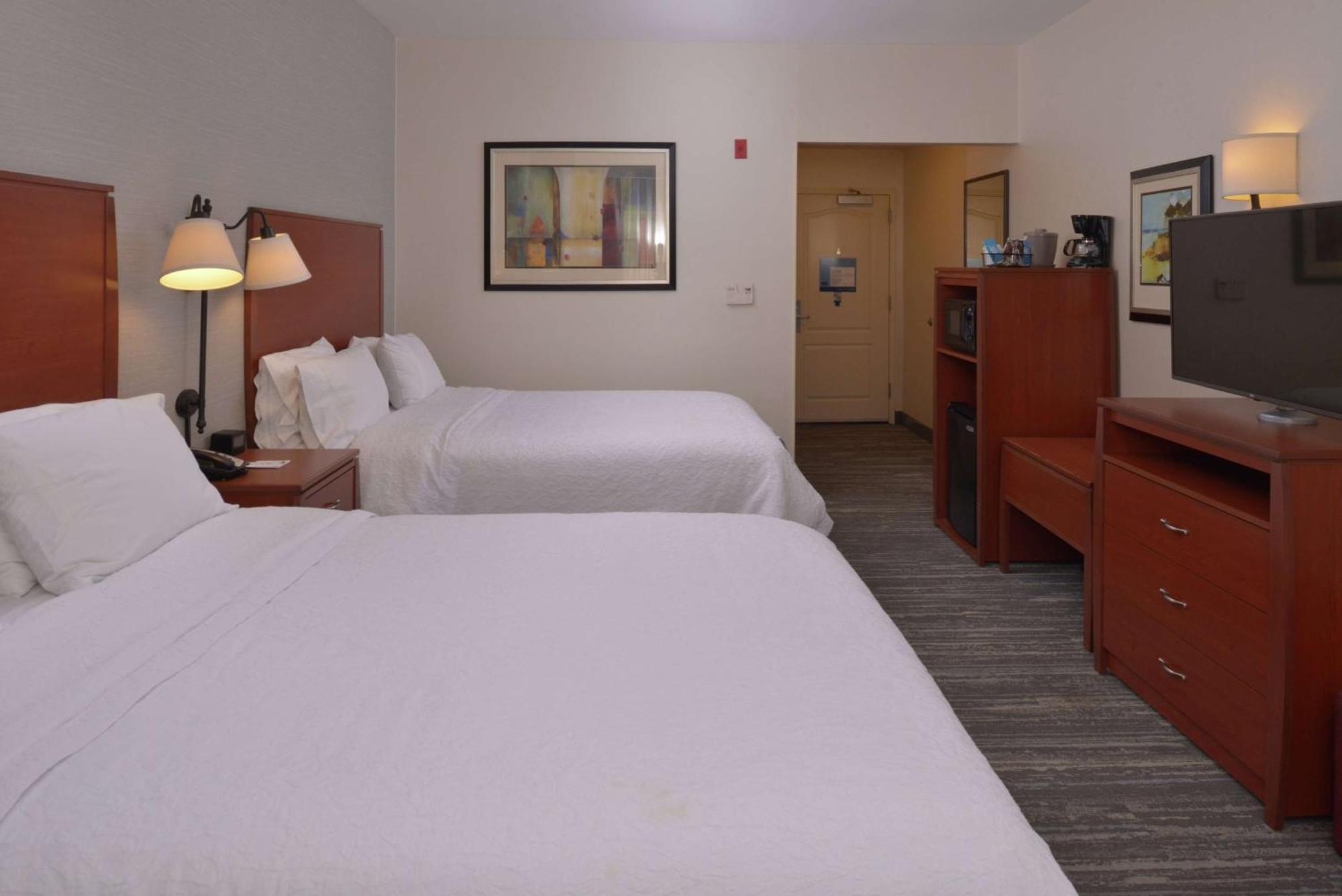Hampton Inn And Suites Bakersfield North-Airport Экстерьер фото
